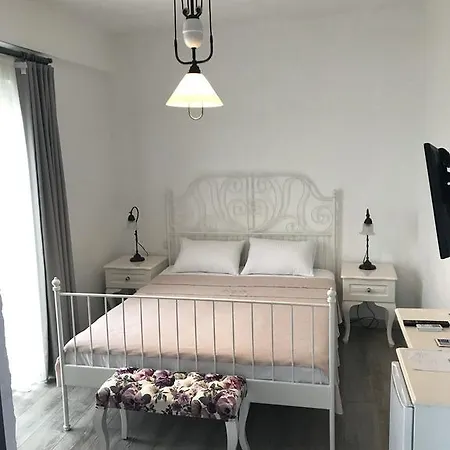 Bed & Breakfast No Onbir 2*